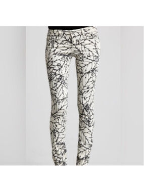 PAIGE Women's Skyline Skinny Jeans Beige Black Leaf Print Size 29